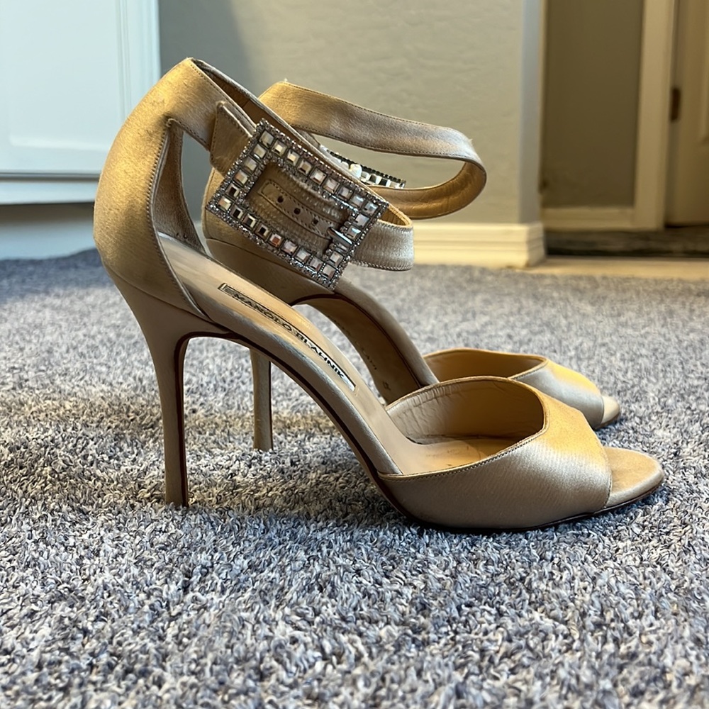 Manolo Blahnik heels size 37